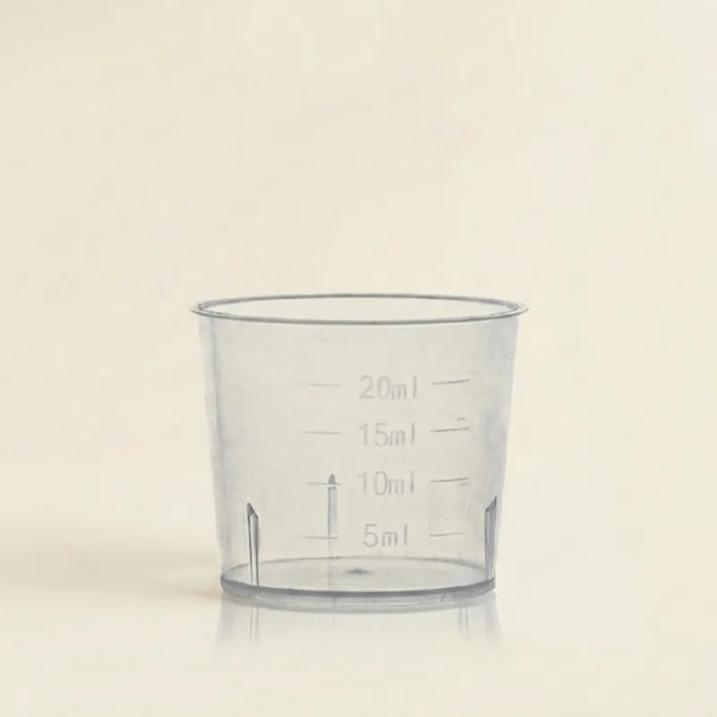 Verre mesureur gradué 20ML