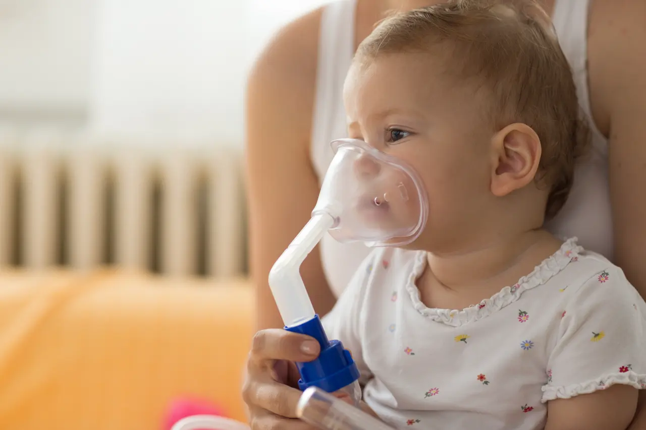 Protéger vos bébés et jeunes enfants des symptômes de la bronchiolite avec les huiles essentielles